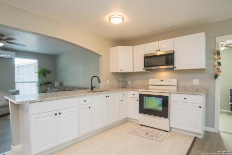 3950 S Walters San Antonio TX 78223
