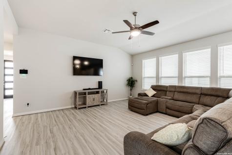 11530 Buffalo Grove San Antonio TX 78245