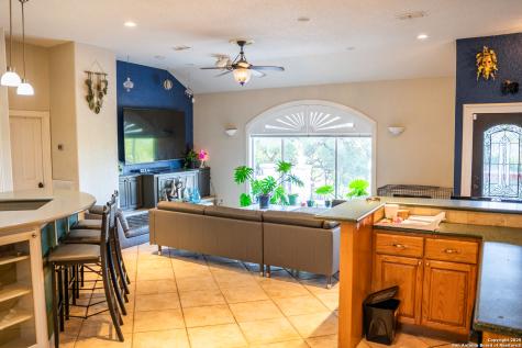 102 Sage Canyon Lake TX 78133
