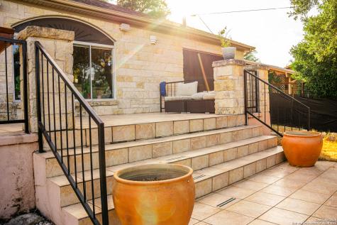 102 Sage Canyon Lake TX 78133