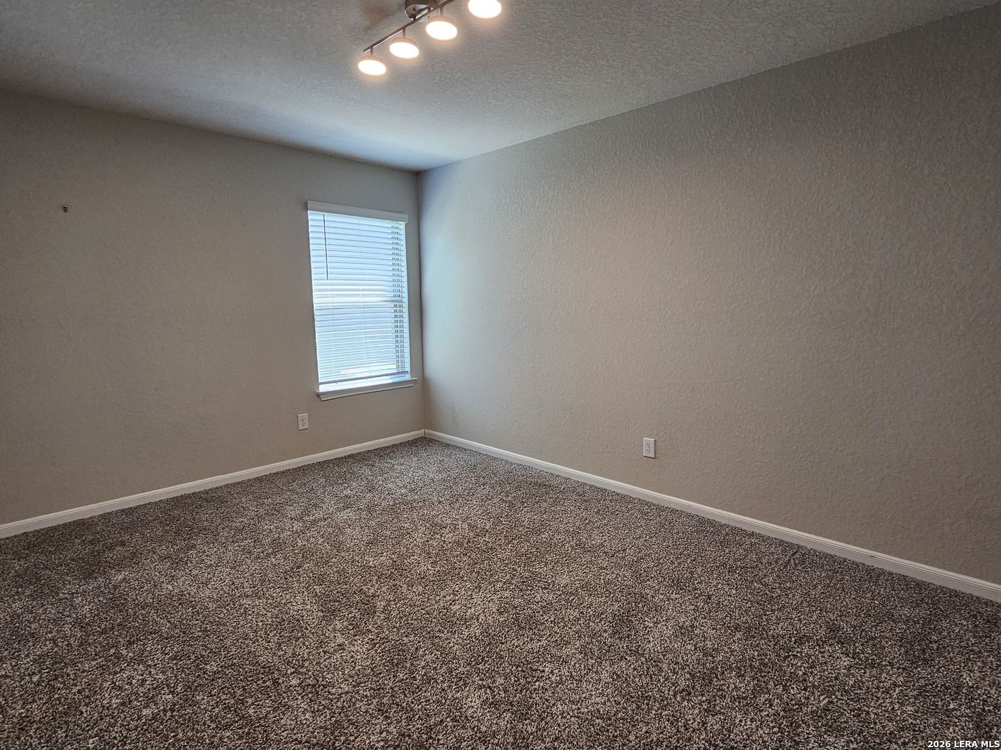 5422 Onyx Valley San Antonio TX 78242