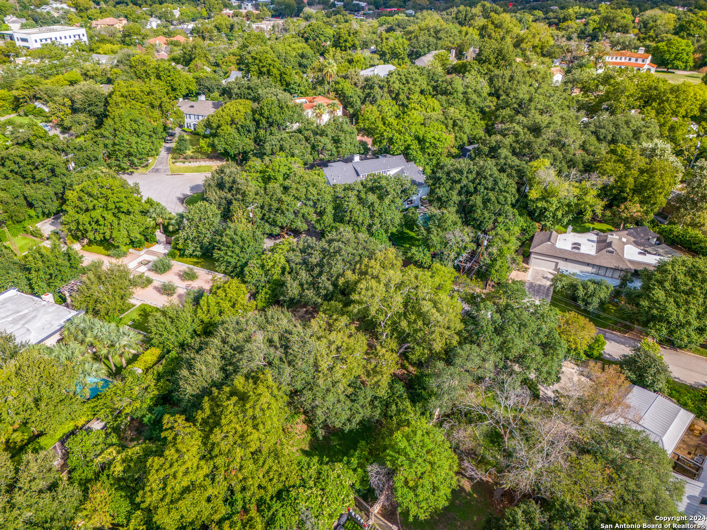 122 Bartlett Place Terrell Hills TX 78209