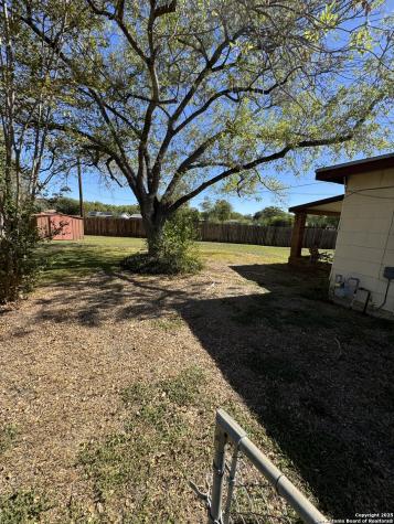 5247 Village Glen San Antonio TX 78218