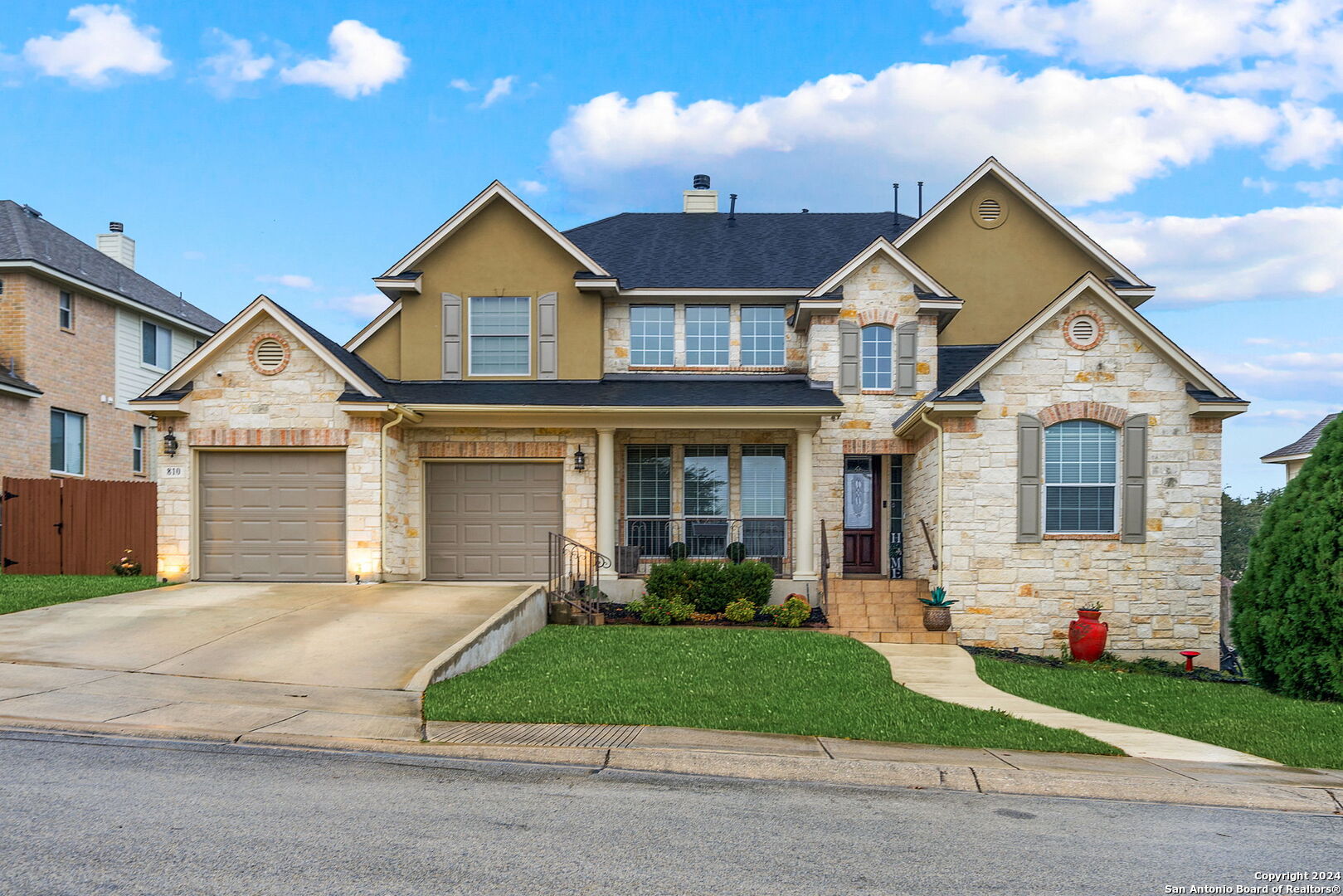 810 Synergy Hill San Antonio TX 78260