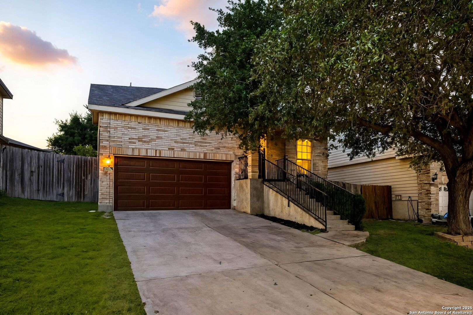 10611 Apple Springs Universal City TX 78148