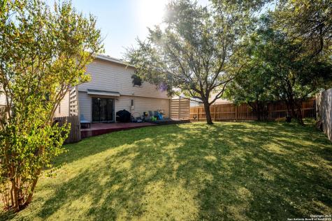 10611 Apple Springs Universal City TX 78148