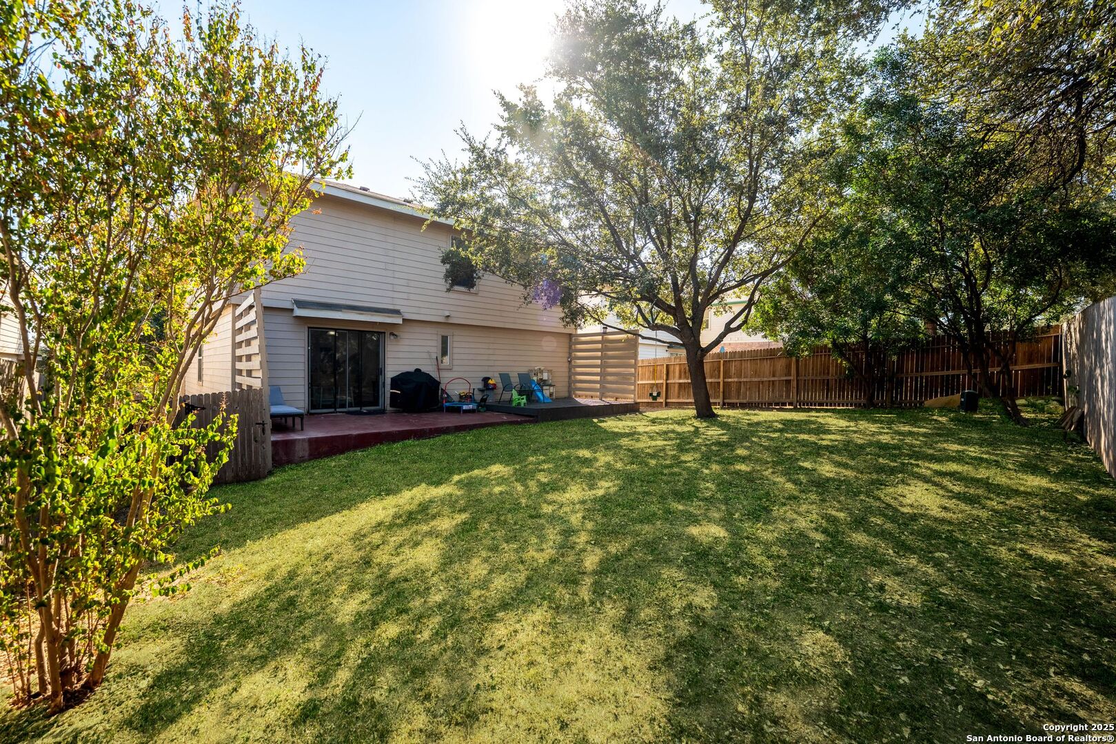 10611 Apple Springs Universal City TX 78148