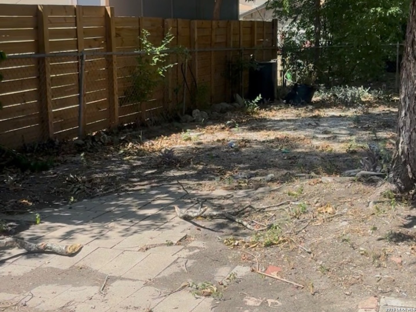 2735 E Houston Street San Antonio TX 78202