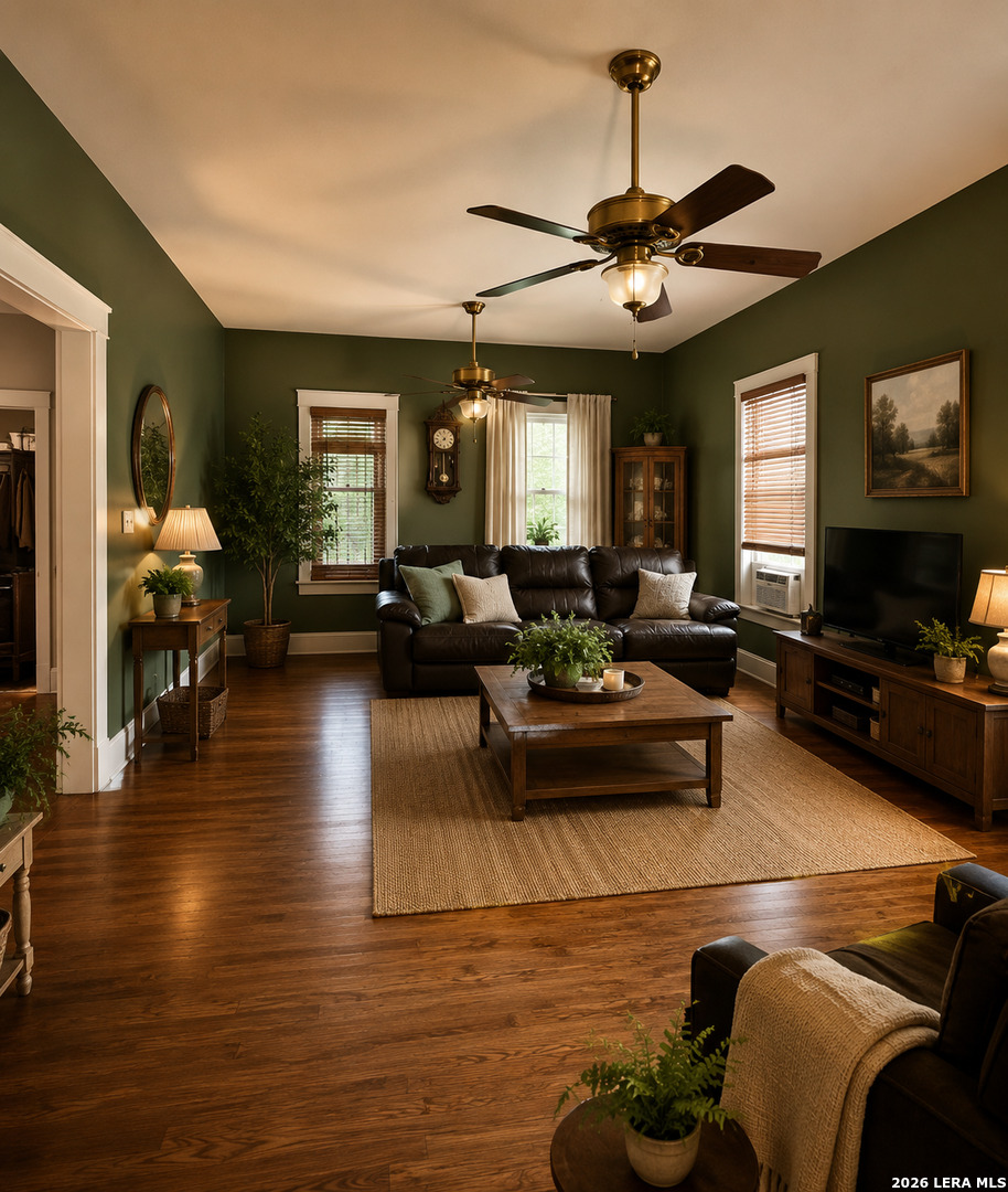 318 W Lubbock Street San Antonio TX 78204