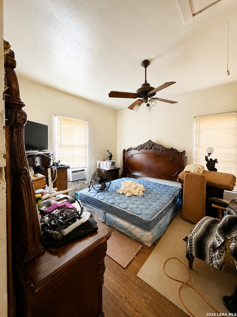318 W Lubbock Street San Antonio TX 78204