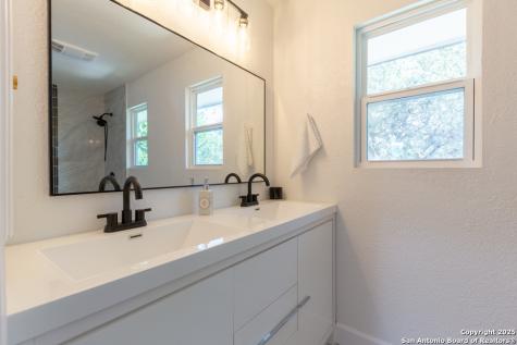 15611 Heimer San Antonio TX 78232