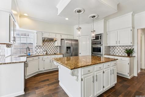 2423 Brighton Oaks San Antonio TX 78231