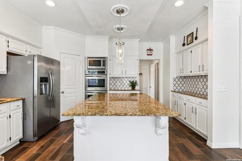 2423 Brighton Oaks San Antonio TX 78231
