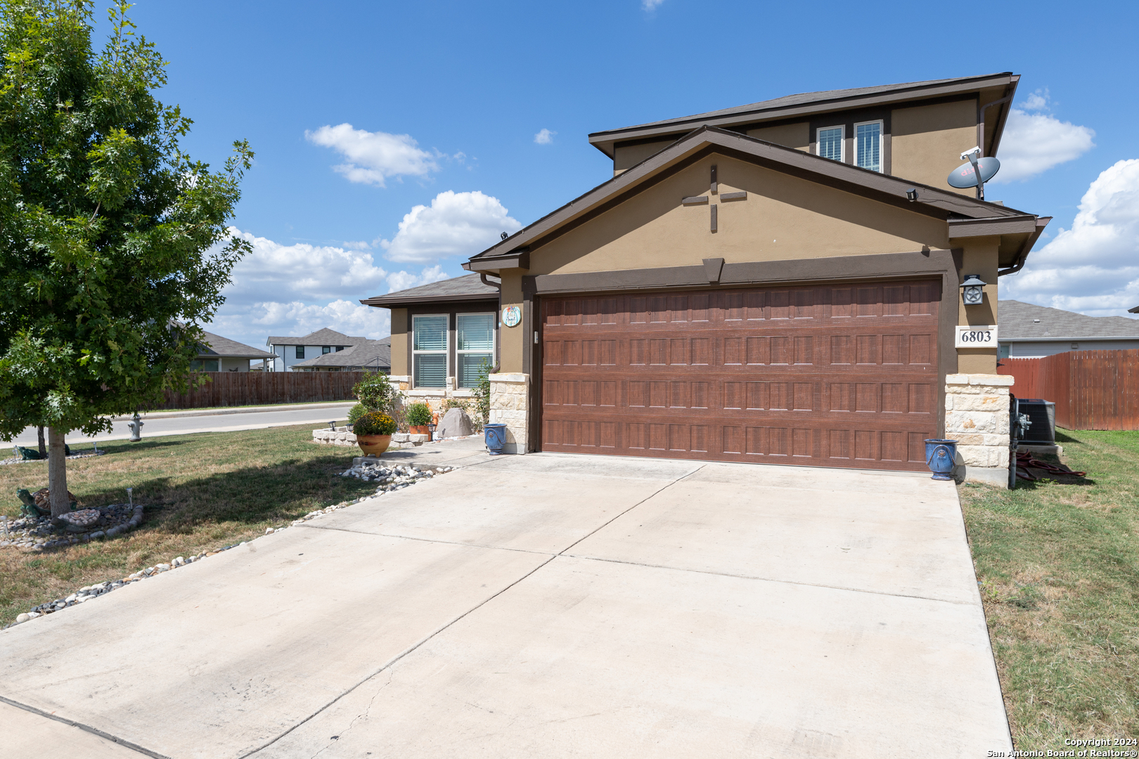 6803 Dashmoor Creek San Antonio TX 78244
