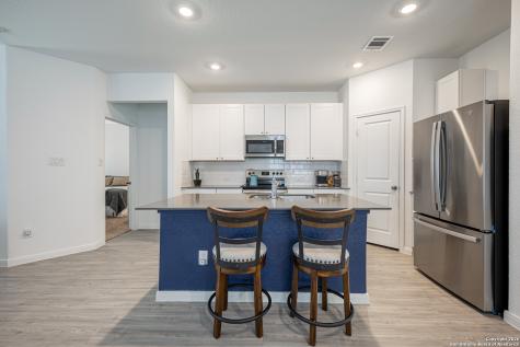 209 Wolf Crest Boulevard Seguin TX 78155