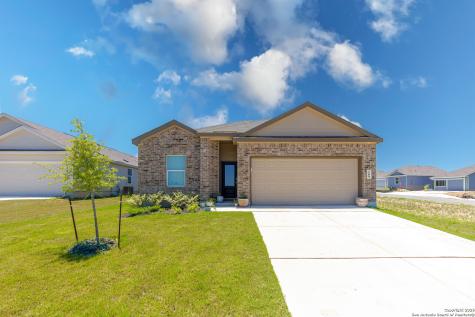 209 Wolf Crest Boulevard Seguin TX 78155
