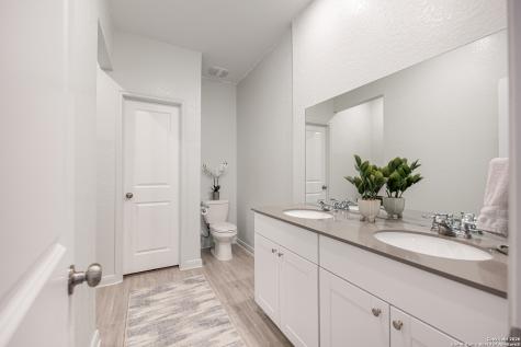 209 Wolf Crest Boulevard Seguin TX 78155
