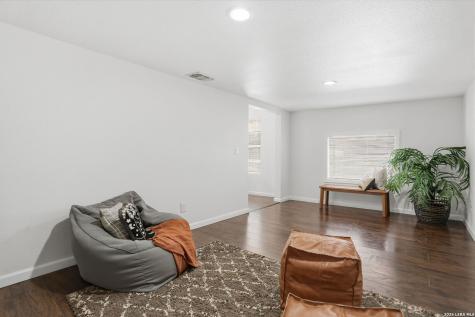 2543 W Mulberry San Antonio TX 78228