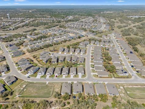 2913 Edinburgh Park Bulverde TX 78163