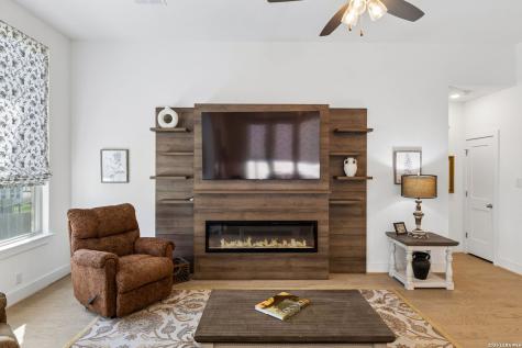 2913 Edinburgh Park Bulverde TX 78163
