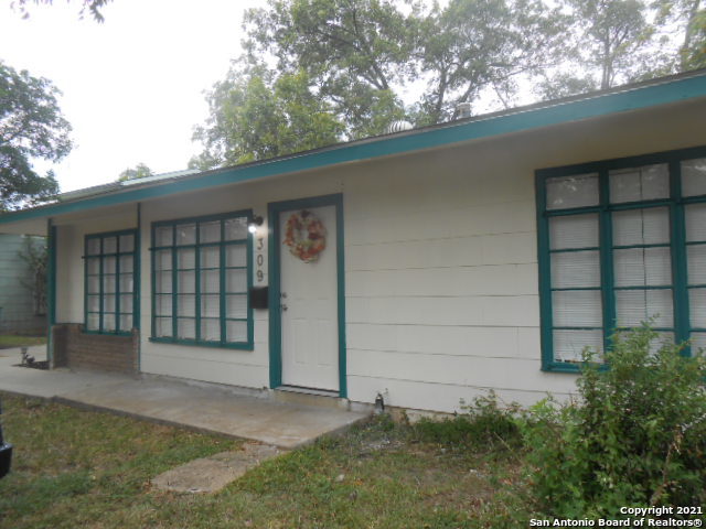 309 Leonidas Drive San Antonio TX 78220