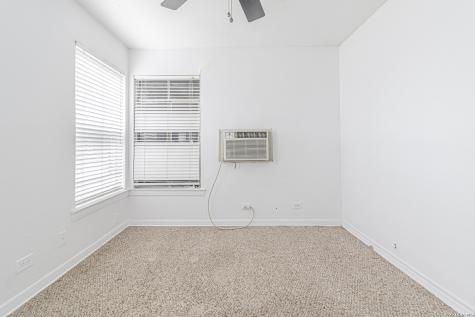 406 Bradford Avenue San Antonio TX 78228