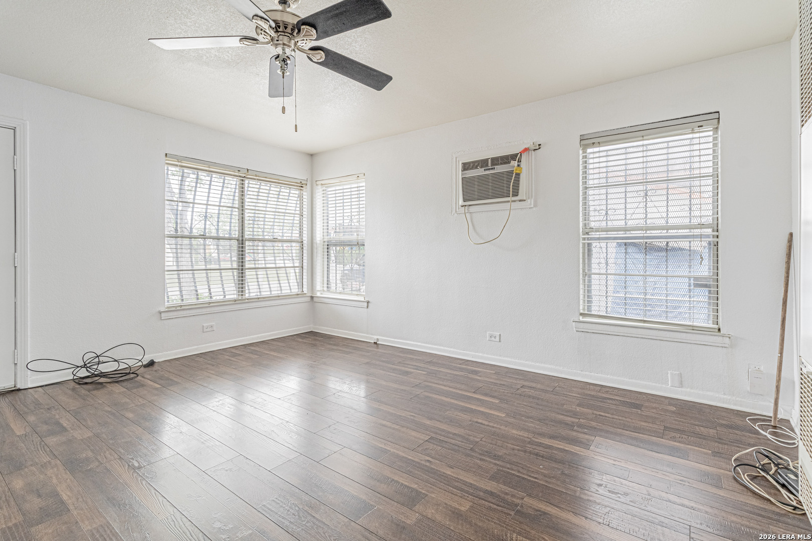 406 Bradford Avenue San Antonio TX 78228