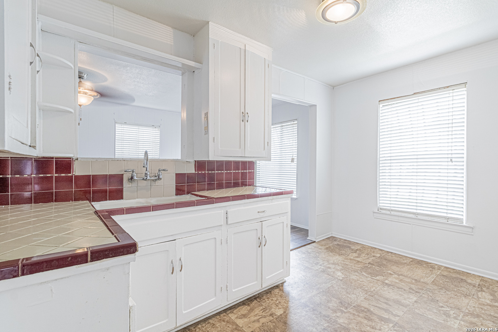 406 Bradford Avenue San Antonio TX 78228