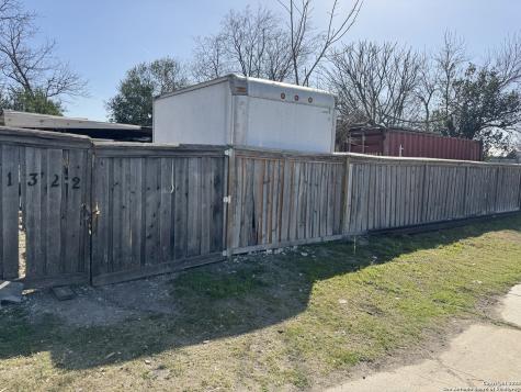 1322 Sherman San Antonio TX 78202