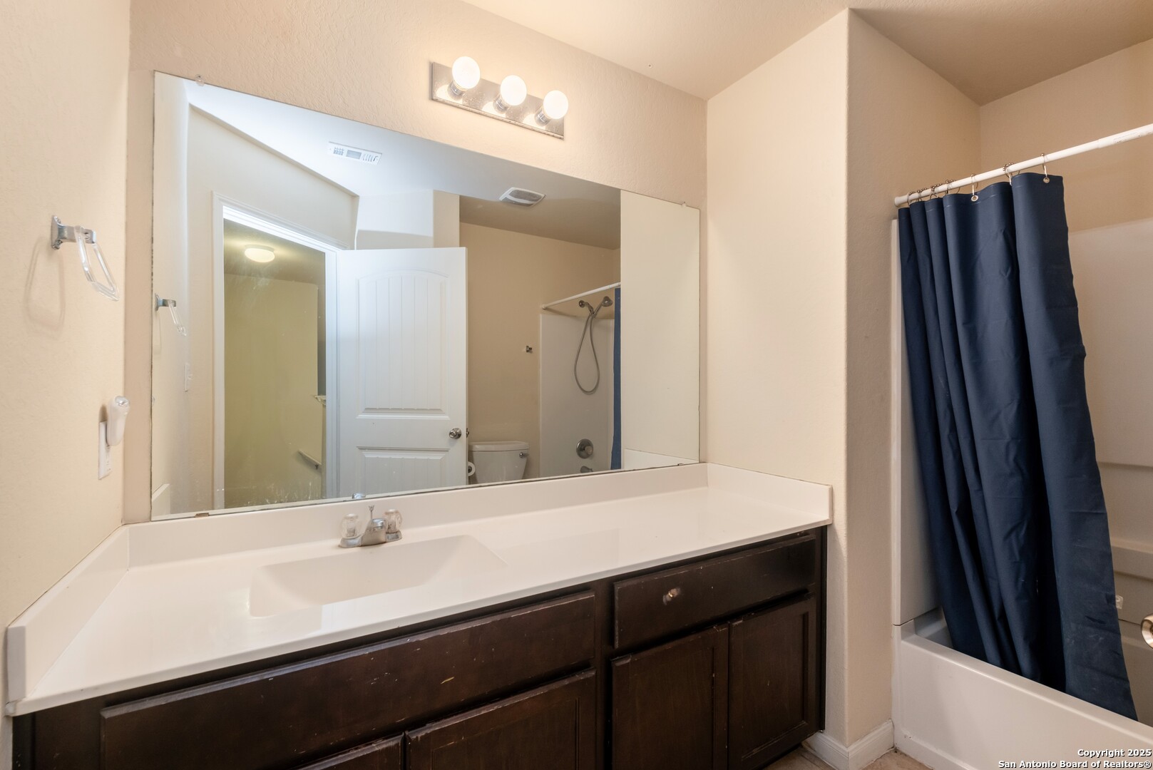 2147 Flintshire Drive New Braunfels TX 78130