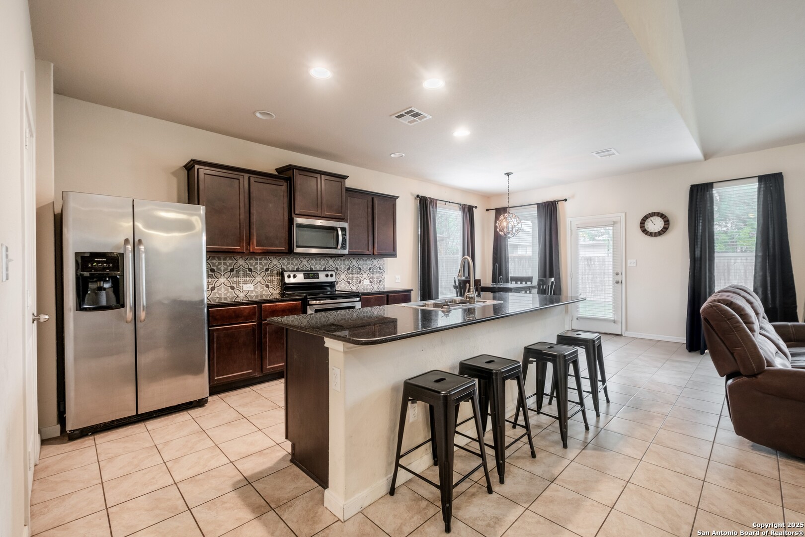 2147 Flintshire Drive New Braunfels TX 78130