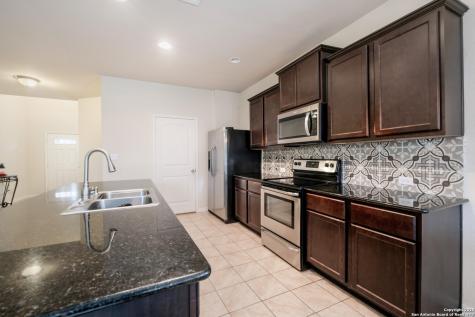 2147 Flintshire Drive New Braunfels TX 78130