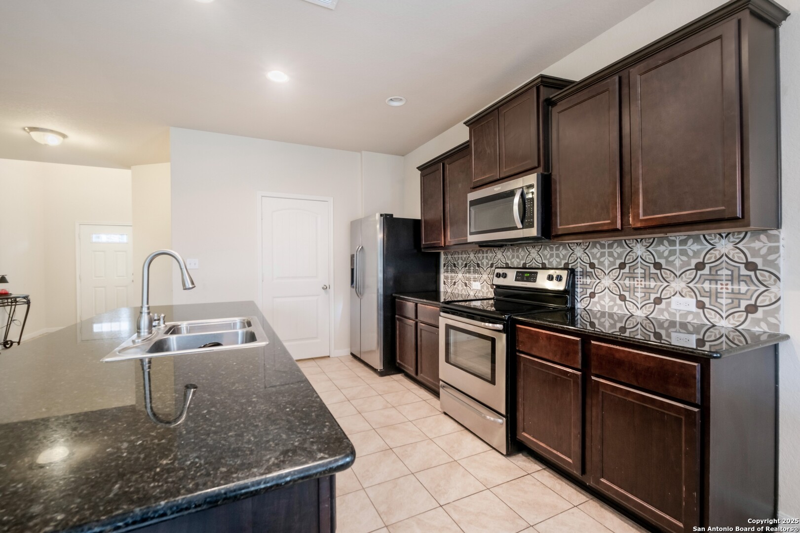 2147 Flintshire Drive New Braunfels TX 78130