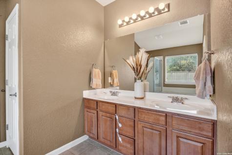 25631 Spirea San Antonio TX 78261