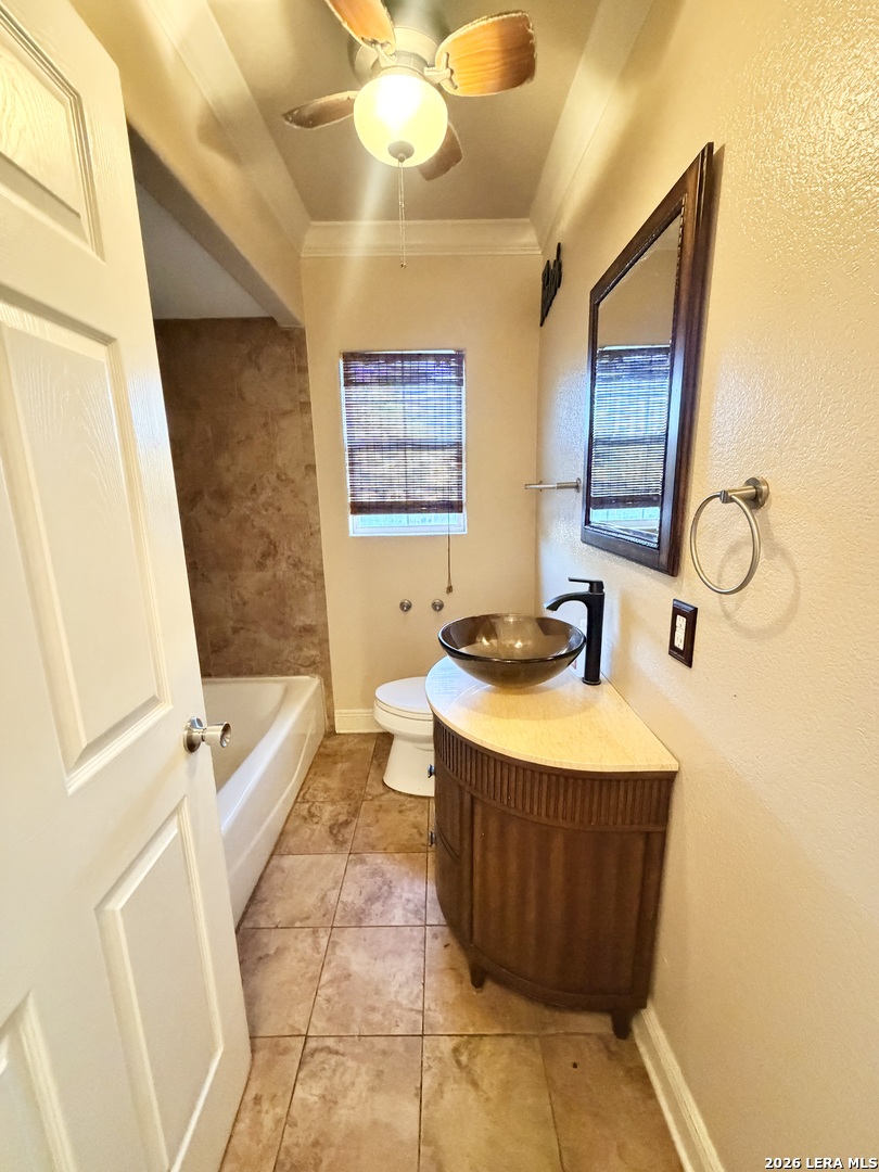 2012 Fresno San Antonio TX 78201