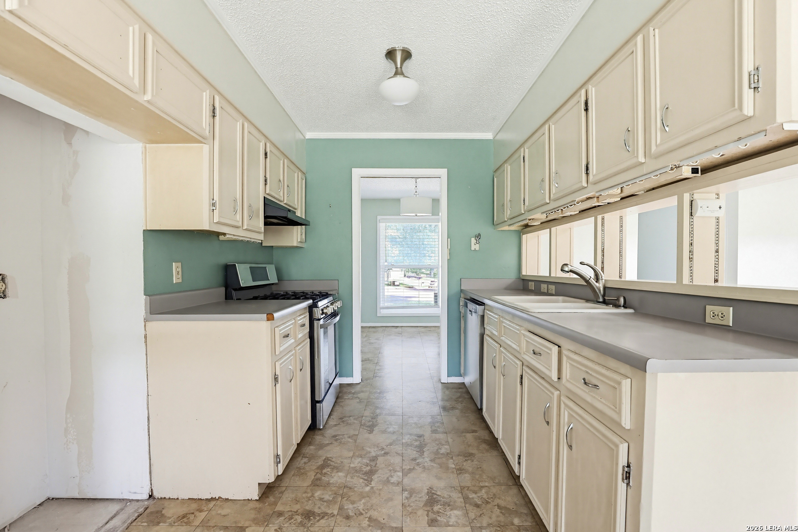 6030 Rainmaker Street San Antonio TX 78238