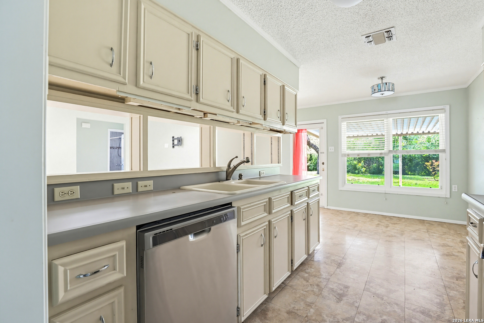 6030 Rainmaker Street San Antonio TX 78238
