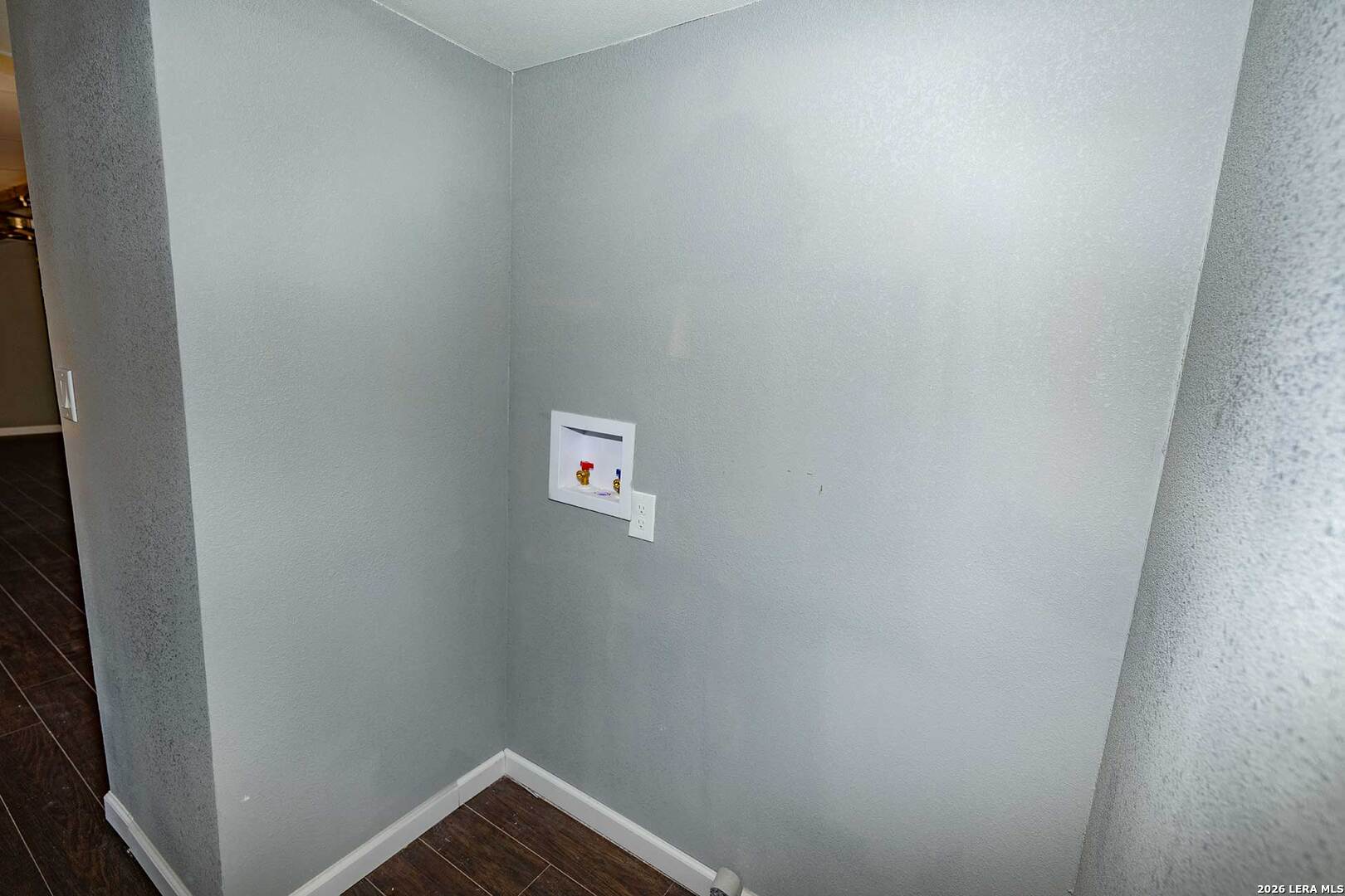 393 Deer Valley Street San Antonio TX 78133