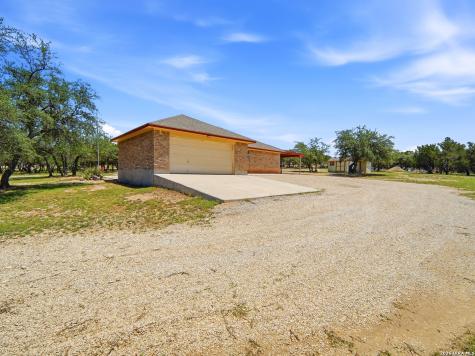 342 Chipman Court Bandera TX 78003
