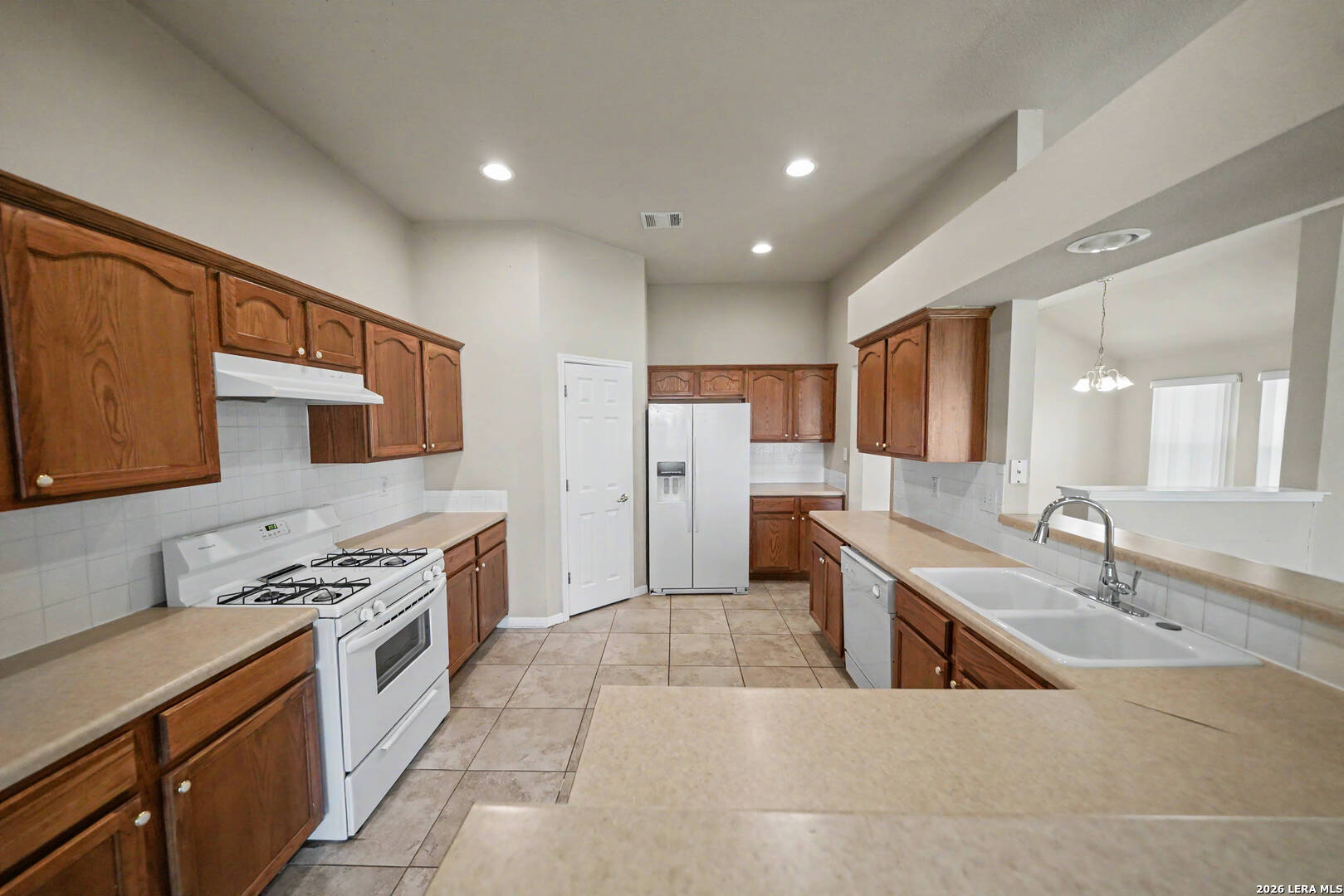 8403 Rita Blanca Street Converse TX 78109