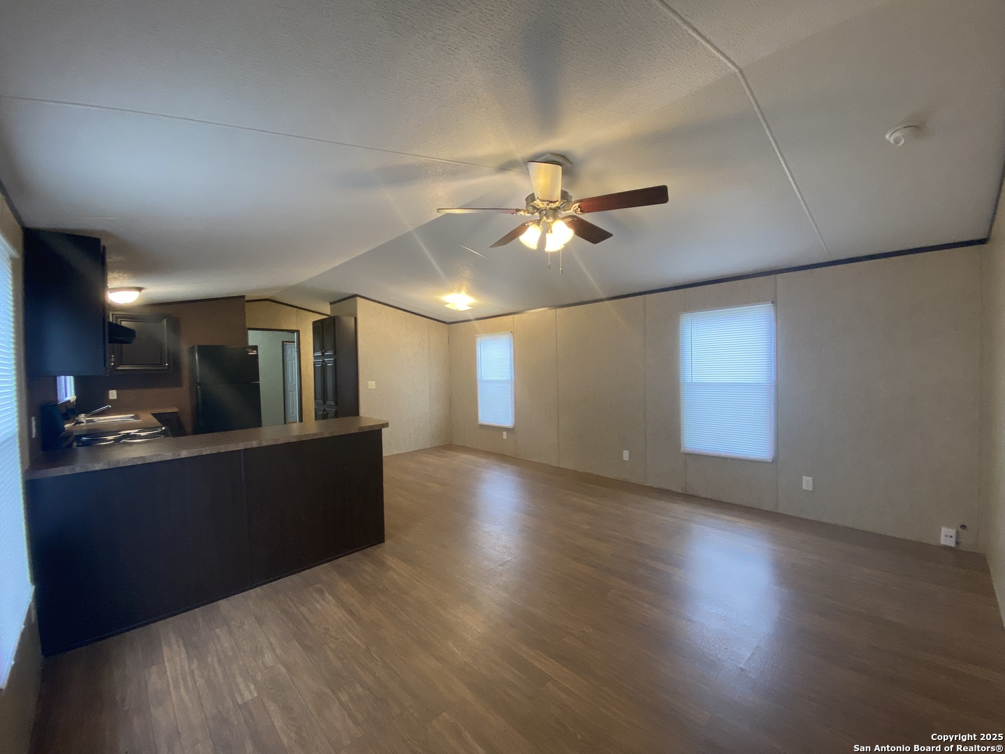 1215 Southway Pleasanton TX 78064