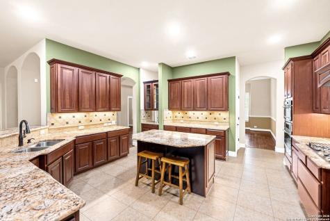 10811 Zedernholz Run New Braunfels TX 78132