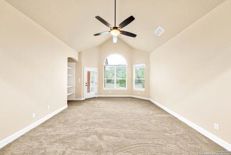 10811 Zedernholz Run New Braunfels TX 78132