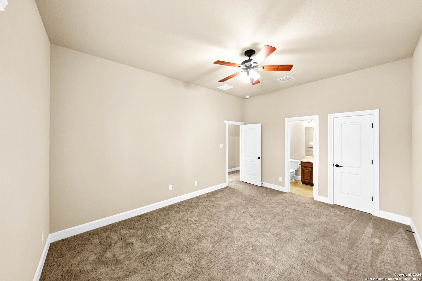 10811 Zedernholz Run New Braunfels TX 78132
