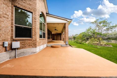 10811 Zedernholz Run New Braunfels TX 78132