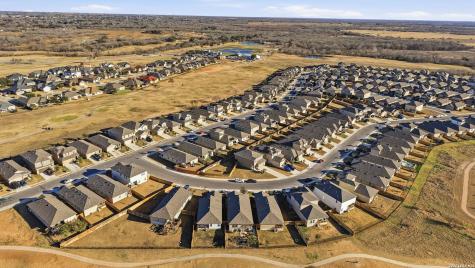 481 Middle Green Loop Floresville TX 78114