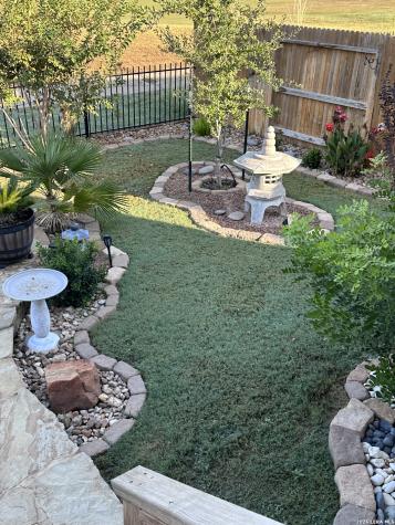 481 Middle Green Loop Floresville TX 78114