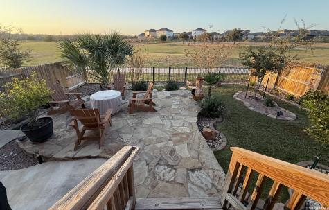 481 Middle Green Loop Floresville TX 78114
