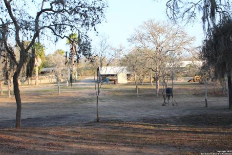 123 Choke Canyon Estates Three Rivers TX 78071