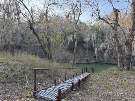 123 Choke Canyon Estates Three Rivers TX 78071